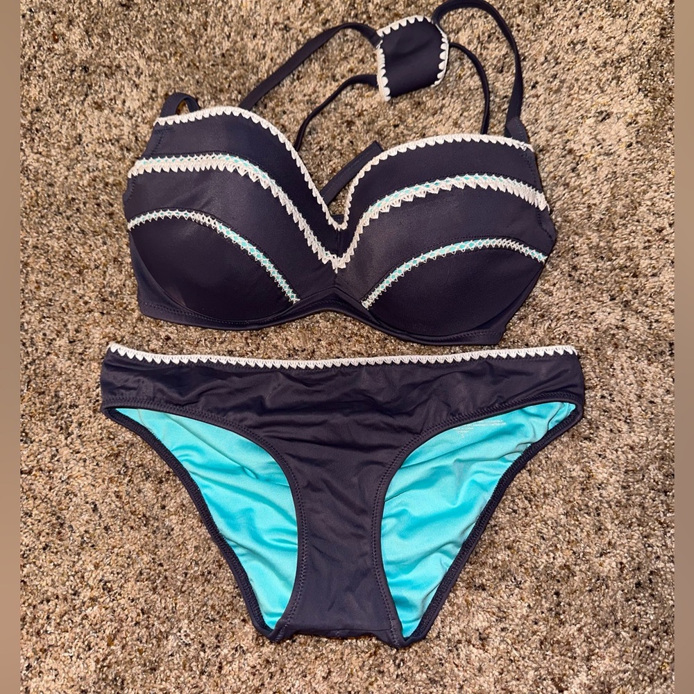 Bathingsuit - image 1